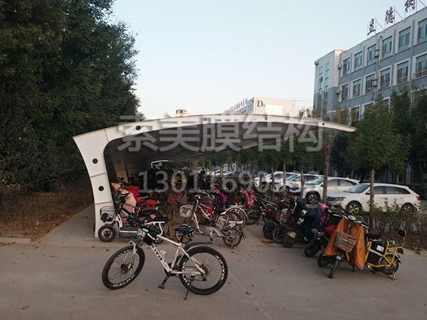 膜結(jié)構(gòu)車(chē)棚
